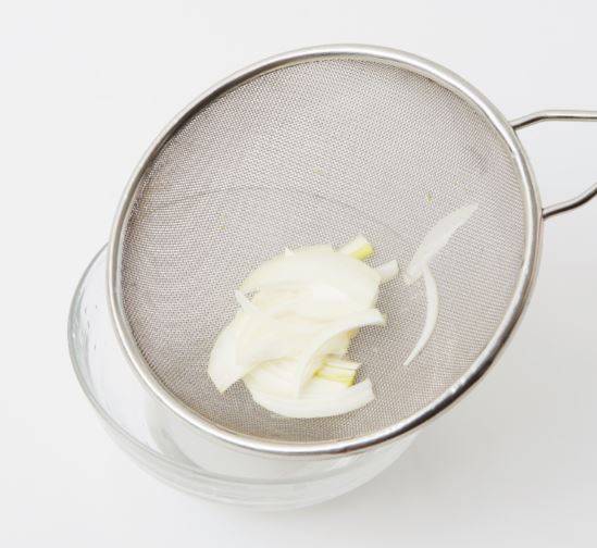 토마토 비빔국수 2단계 조리 모습