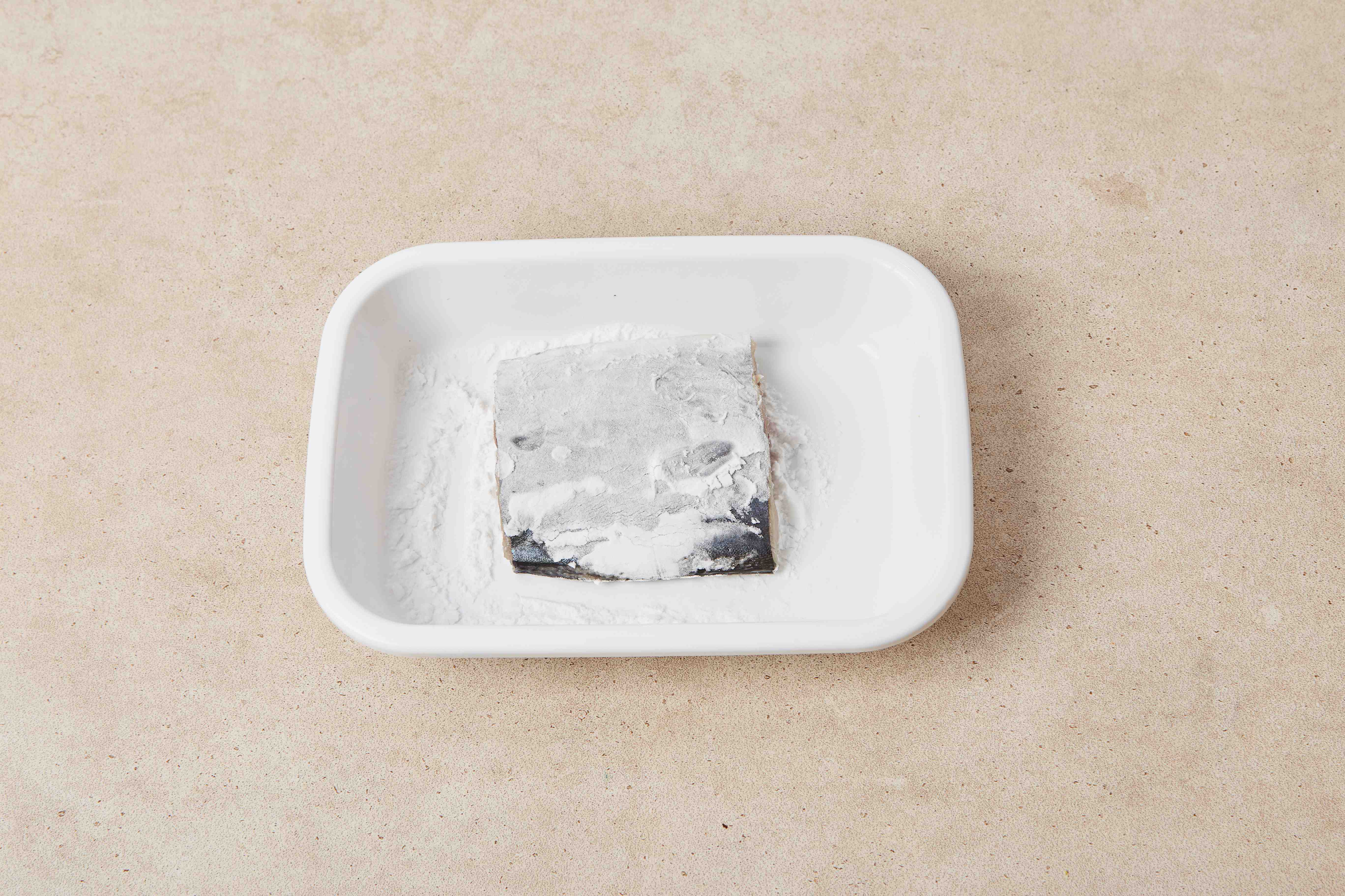 저염된장 삼치구이 1단계 조리 모습