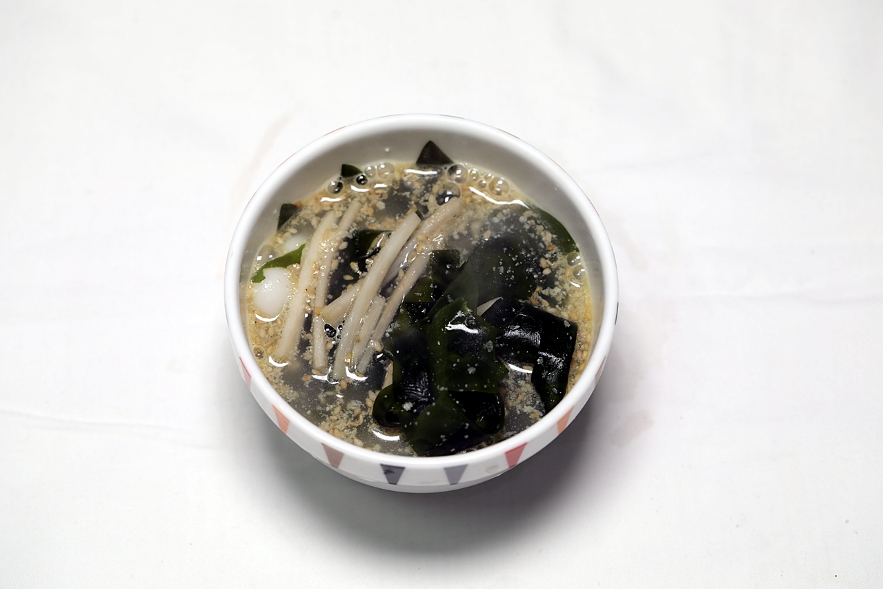 미역 조랭이 떡국 5단계 조리 모습