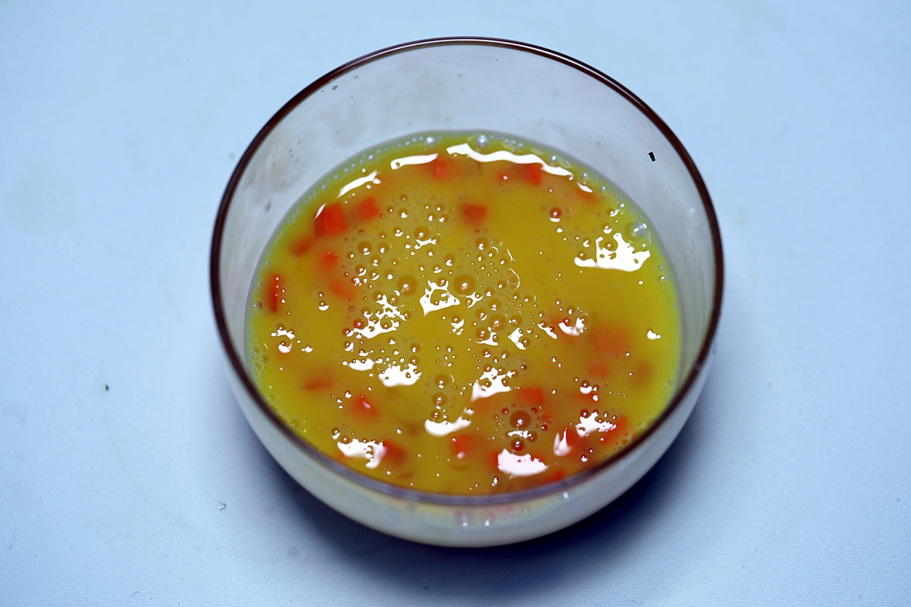 유부 달걀찜 2단계 조리 모습